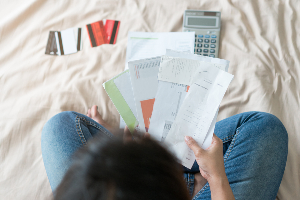 handling paper bills